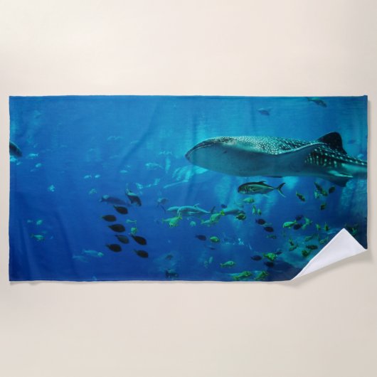 Serviette De Plage Baignade estivale avec les requins (Devant)