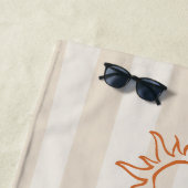 Serviette De Plage Bandes côtières | Monogramme Dolce Vita Summer Vib (En situation)