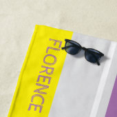 Serviette De Plage Bandes gris violet jaune - personnalisées (En situation)