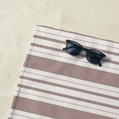 Serviette de plage Basil le cochon (En situation)