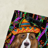 SERVIETTE DE PLAGE BASSETHOUND (En situation)