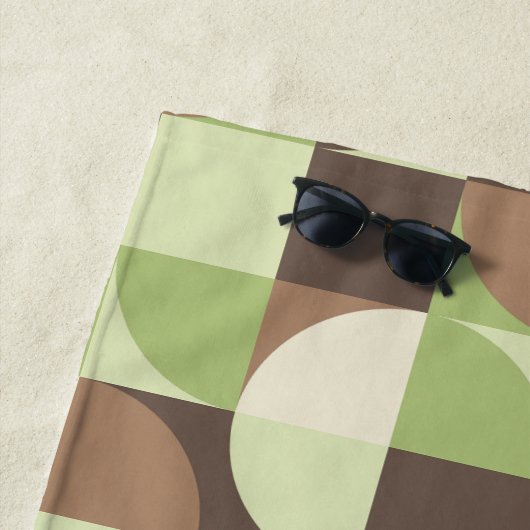 Serviette De Plage Bauhaus Mid Century Moderne feuille et arbre MCM (En situation)