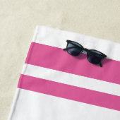 Serviette De Plage Beach Bachelorte Party rose Épouse personnalisée (En situation)