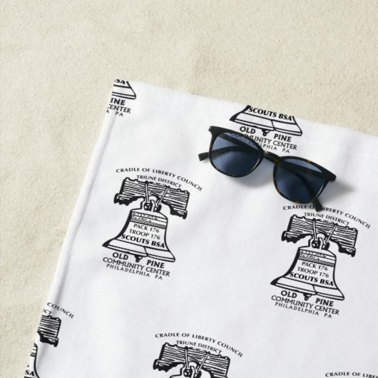 Serviette De Plage Beach Towel - Repeating Logo (En situation)