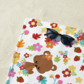 Serviette De Plage Bear mignonne & Petite fille feuille Nom personnal (En situation)