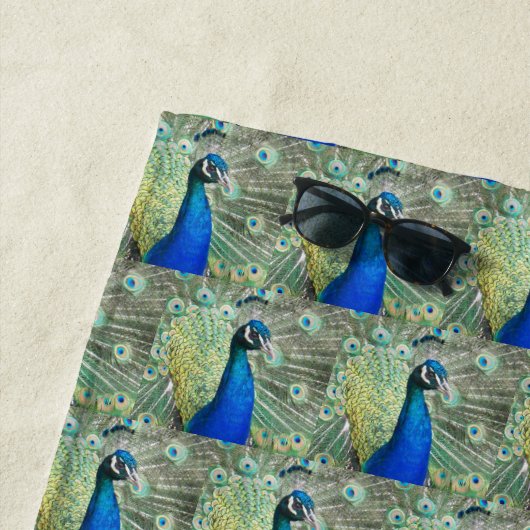 Serviette De Plage Beau Motif Peacock Bleu (En situation)