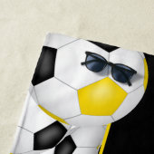 Serviette De Plage Beaucoup de balles de football or noir esprit d'éq (En situation)