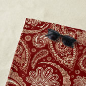 Serviette De Plage Blanc Et Rouge Foncé Paisley (En situation)