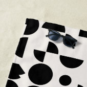 Serviette De Plage Blanc Moderne Elégant Tribal Géométrique (En situation)