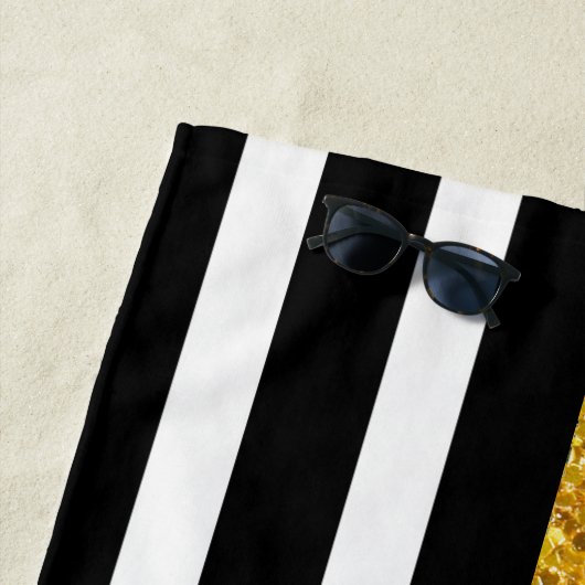 Serviette De Plage Blancs Noirs Et Or (En situation)