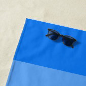 Serviette De Plage Bleu (En situation)