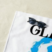 Serviette de plage bleu ciel GANG ! (En situation)