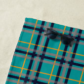 Serviette de plage bleu et orange Plaid (En situation)