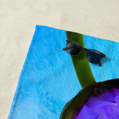 Serviette de plage bleue pourpre de carré (En situation)