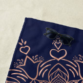 Serviette De Plage Boho Mandala Rose bleu or Flower (En situation)