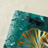 Serviette De Plage Branche avec Feuilles d'or Ginko Biloba (En situation)
