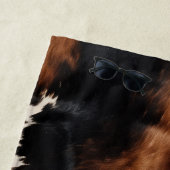 Serviette De Plage Brown Crème Noir Vache du Sud-Ouest (En situation)