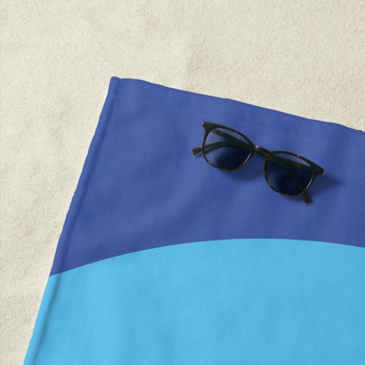 Serviette De Plage BUGS BUNNY™ - Surfs Up! (En situation)