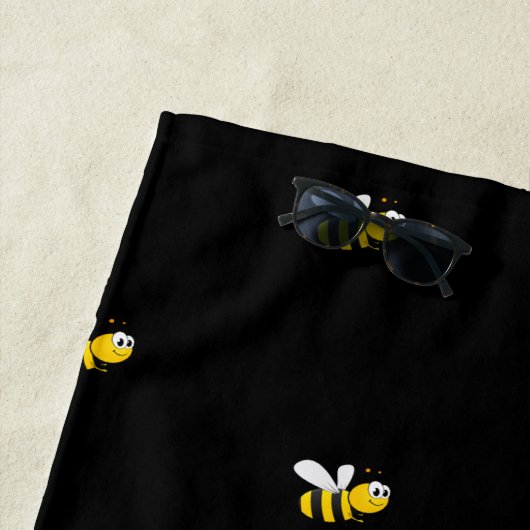 Serviette De Plage Bumble abeilles noir monogramme nom script (En situation)