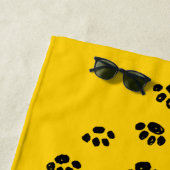 Serviette De Plage cacahuètes | Chemin de l'Empreinte de patte Snoopy (En situation)