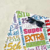 Serviette De Plage Cadeaux Uniques Et Spéciaux De Fête Du 25E Anniver (En situation)