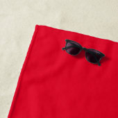Serviette De Plage Cadmium Rouge couleur solide (En situation)