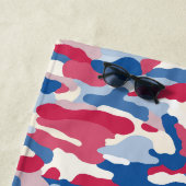 Serviette De Plage Camouflage rouge blanc et bleu (En situation)