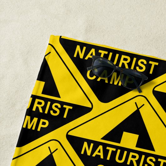Serviette De Plage Camp de naturistes (En situation)