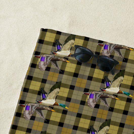 Serviette De Plage Canards Mallard Sur Chasseurs Plaid (En situation)