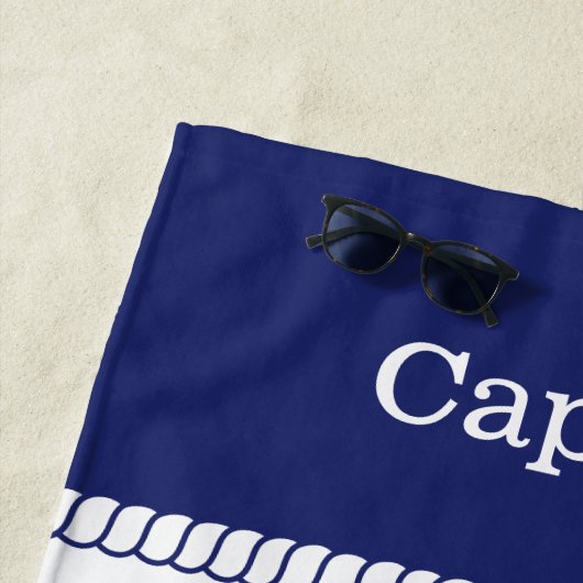 Serviette De Plage Captain's Wheel Nautical Rope Ajouter un nom (En situation)
