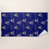 Serviette De Plage Caricature Grand requin blanc Ocean Waves Surfer (Devant)