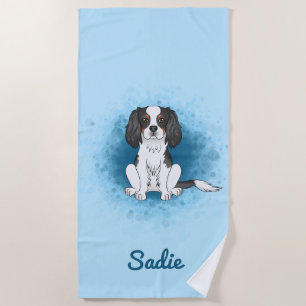 Serviette De Plage Cavalier King Charles Spaniel tricolore sur fond b
