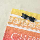 Serviette De Plage Célébration de l'année du lapin 兔 l'or rouge (En situation)