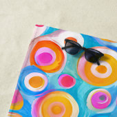 Serviette De Plage Cercles d'art moderne NOM Couleurs vives Fun moder (En situation)