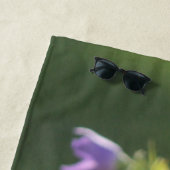 Serviette De Plage Chardonneret sur une fleur de campanule (En situation)