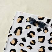 Serviette De Plage Chat sauvage léopard de la peau Brown noire (En situation)