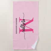 Serviette De Plage Chaud rose moderne Script Girl Monogramme Nom (Devant)