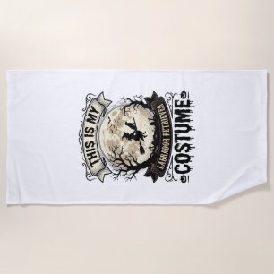 Serviette De Plage Chemise de costume d'Halloween de sorcière de Retr