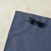 Serviette De Plage Chic Future M. Blue Indigo Monogramme (En situation)