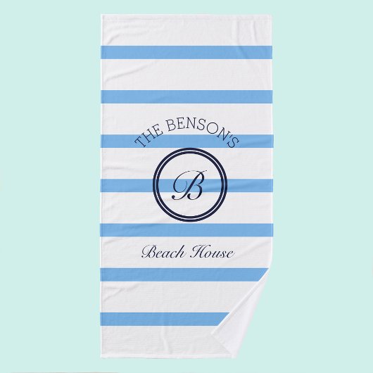 Serviette De Plage Chic Monogram Light Blue Stripes Nom de famille
