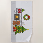 Serviette De Plage Chien Cavalier Ruby Dans Une Salle De Noël Festive (Devant)