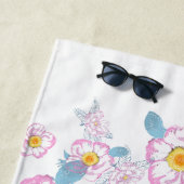 Serviette De Plage Chien Samoyed et fleurs roses, nom customisé (En situation)