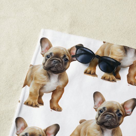 Serviette De Plage Chiens français blanc crème (En situation)