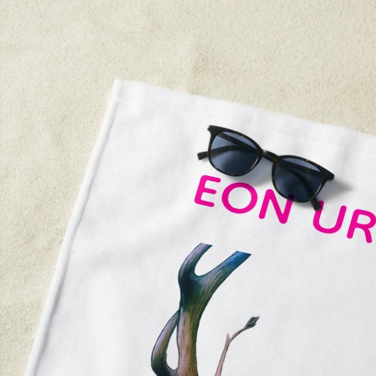 SERVIETTE DE PLAGE CIERVO ENTRE HOJAS (En situation)