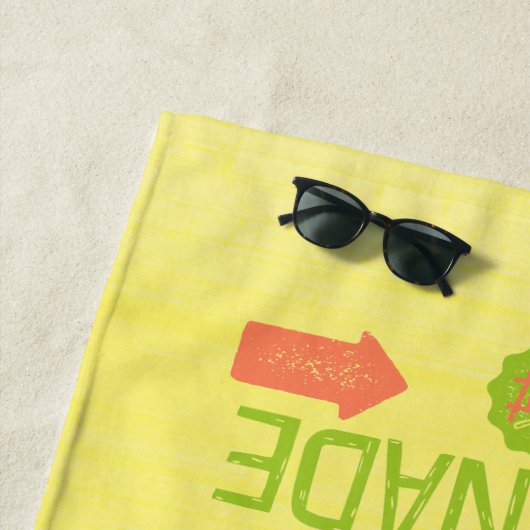 Serviette De Plage Citronade fraîche taillée (En situation)