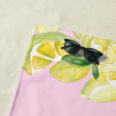 Serviette De Plage Citrons frais citrons rose jaune Aquarelle citrons (En situation)