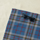 Serviette De Plage Clan Plaid Thompson gris bleu Check Tartan (En situation)