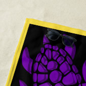 Serviette de plage colorée de conception de tortue (En situation)