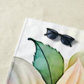 Serviette De Plage Conception Abstraite de fleurs pétales douces (En situation)