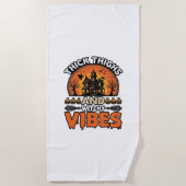 Serviette De Plage Conception de chemise Halloween Thick Thighs Witch (Devant)